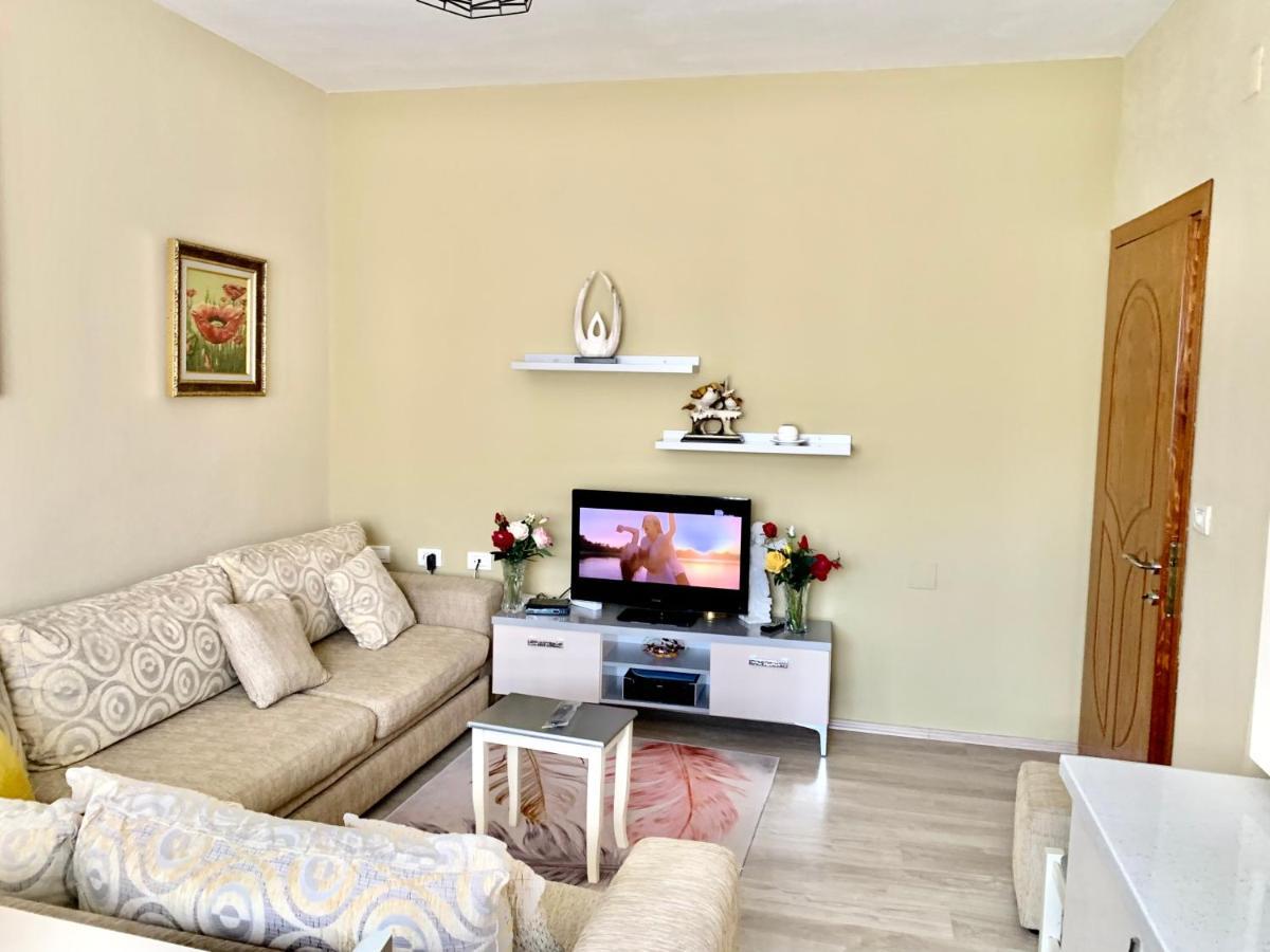 Syzo Apartments Pogradec Exterior photo
